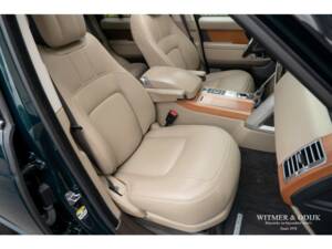 Bild 8/25 von Land Rover Range Rover Vogue P400 (2019)