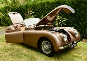 Image 18/50 de Jaguar XK 120 OTS (1950)
