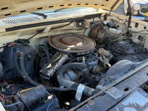 Image 18/22 of Ford F-250 (1983)