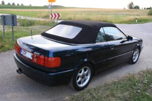 Bild 15/88 von Audi Cabriolet 2.6 (1995)