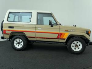 Afbeelding 8/8 van Toyota Land Cruiser BJ70 (1987)