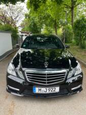 Bild 4/16 von Mercedes-Benz E 200 Kompressor T (2011)