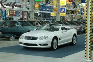Image 14/50 of Mercedes-Benz SL 55 AMG (2003)