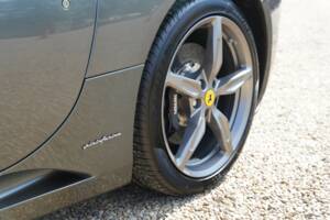 Bild 19/50 von Ferrari California (2010)