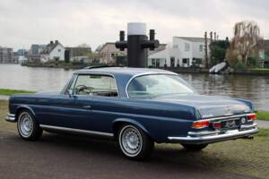 Image 5/27 de Mercedes-Benz 280 SE 3,5 (1971)