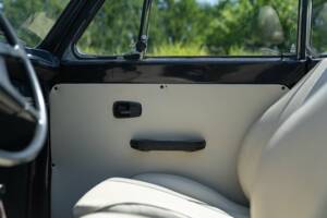 Image 35/50 of Volkswagen Beetle 1303 (1975)