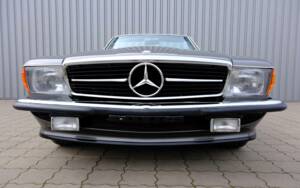 Image 30/97 de Mercedes-Benz 560 SL (1987)