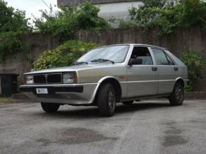 Afbeelding 2/50 van Lancia Delta (1984)