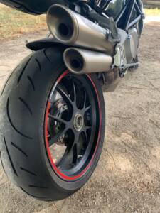 Immagine 5/11 di MV Agusta Brutale 910 R (2007)