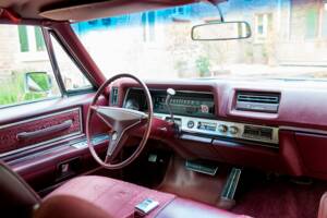 Bild 186/200 von Cadillac Coupe DeVille (1968)