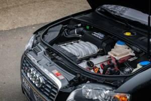 Image 39/39 of Audi S4 (2006)