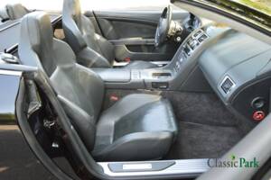 Bild 35/50 von Aston Martin DB 9 Volante (2005)