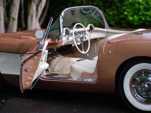 Image 19/36 of Chevrolet Corvette (1956)
