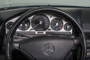 Image 32/36 de Mercedes-Benz SL 320 "Final Edition" (2000)