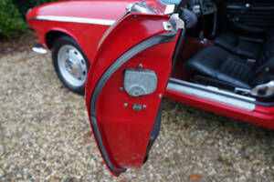 Image 26/50 of Volvo 1800 S (1964)