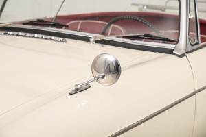 Image 28/50 of MG MGB (1964)