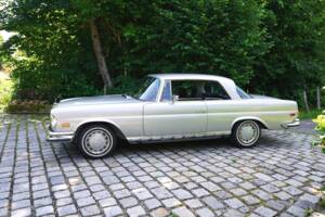 Bild 9/19 von Mercedes-Benz 280 SE 3,5 (1971)