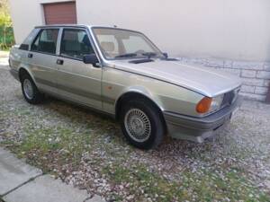 Immagine 70/81 di Alfa Romeo Giulietta 1.6 (1984)