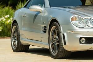 Immagine 14/50 di Mercedes-Benz SL 65 AMG (2005)