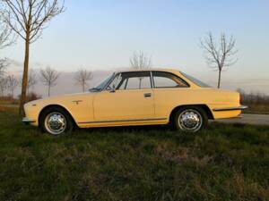 Image 16/29 of Alfa Romeo 2600 Sprint (1966)