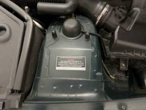 Image 25/26 of Jaguar XKR (2000)