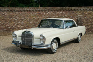 Bild 37/50 von Mercedes-Benz 280 SE (1968)