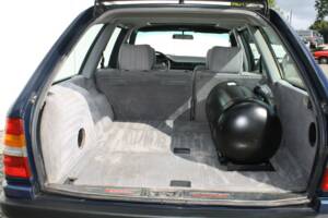 Bild 7/17 von Mercedes-Benz 230 TE (1986)