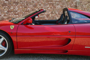 Bild 33/50 von Ferrari F 355 F1 GTS (1998)
