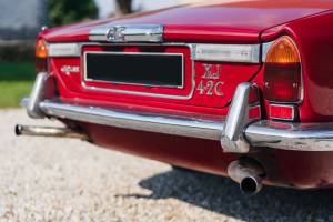 Image 11/16 of Jaguar XJ 6 C 4.2 (1975)
