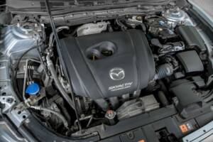 Imagen 44/50 de Mazda 6 Sport Kombi 2.0 Skyactiv-G (2016)
