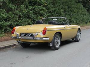 Immagine 6/16 di MG MGB (1972)