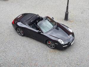 Bild 6/15 von Porsche 911 Carrera 4S (2011)