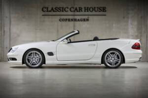 Image 20/99 de Mercedes-Benz SL 55 AMG (2005)