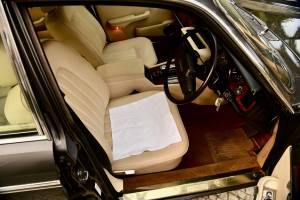 Image 44/50 of Jaguar XJ 12 (1988)