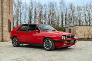 Image 2/50 of Lancia Delta HF Integrale 16V (1989)