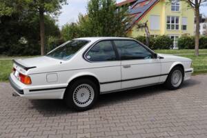 Image 4/28 of BMW 635 CSi (1989)