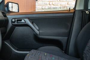 Bild 24/45 von Volkswagen Golf IV 1.6 (1997)