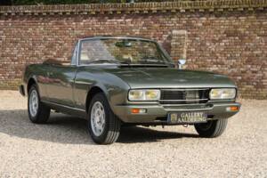 Image 43/50 of Peugeot 504 Convertible (1981)