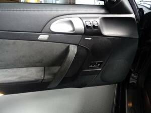 Image 24/26 of Porsche 911 Carrera 4 GTS (2011)