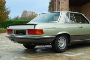 Image 16/50 of Mercedes-Benz 500 SLC (1984)