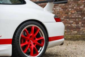 Immagine 7/50 di Porsche 911 GT3 RS (2004)