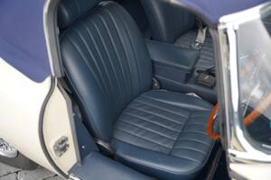 Imagen 13/50 de Jaguar E-Type (1969)