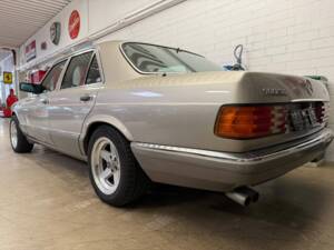 Bild 15/19 von Mercedes-Benz 500 SE (1987)