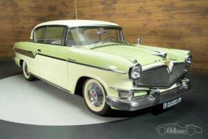Image 3/19 of Hudson Commodore Custom Eight (1956)