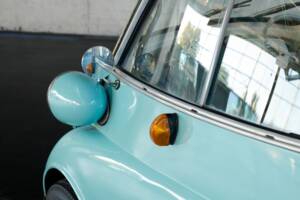 Image 13/29 of BMW Isetta 300 (1962)
