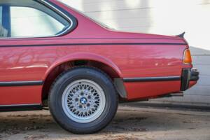 Bild 10/46 von BMW 635 CSi (1981)