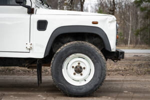 Bild 62/98 von Land Rover Defender 110 Td5 (1999)