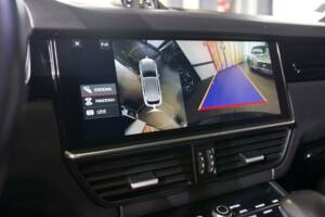 Image 9/17 of Porsche Cayenne E-Hybrid (2018)