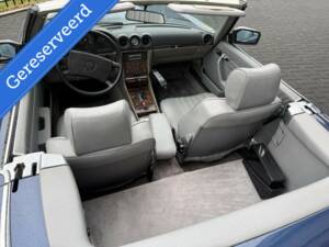 Image 14/46 of Mercedes-Benz 560 SL (1986)