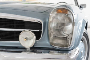 Image 19/48 of Mercedes-Benz 280 SL (1968)